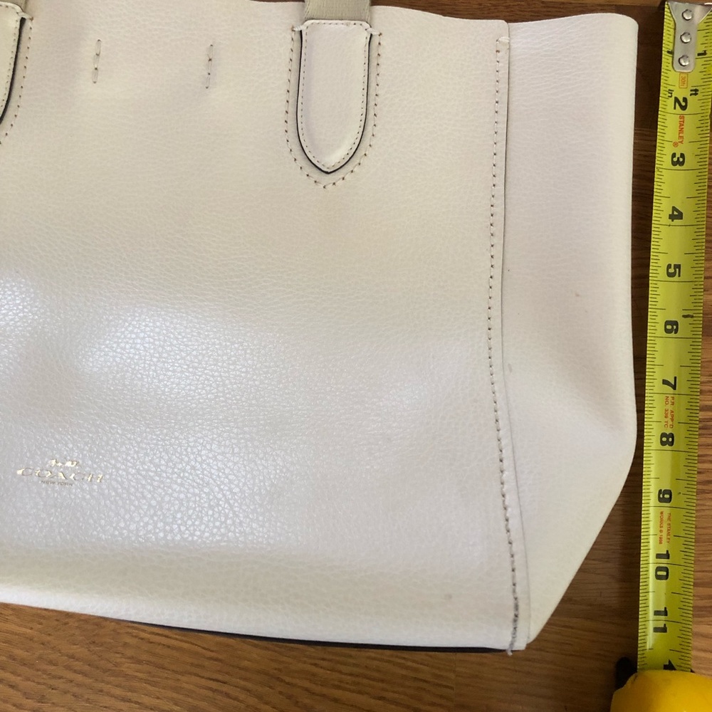 Authentic NWOT leather Coach purse - Picture 7 of 8